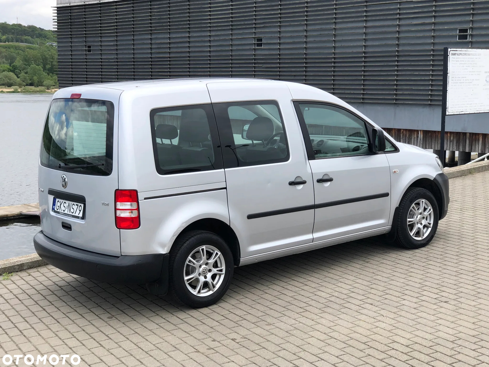 Volkswagen Caddy - 23