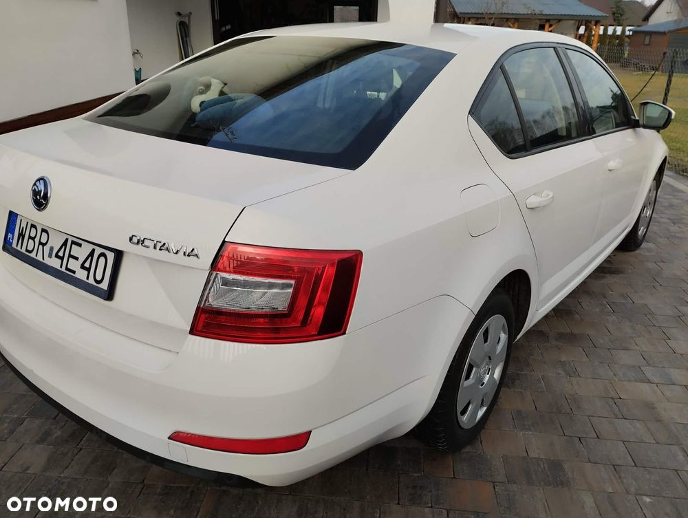 Skoda Octavia 1.6 TDI Ambition - 4