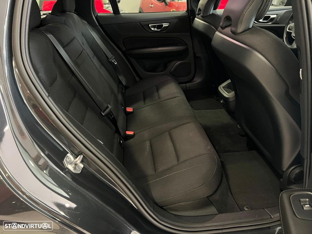 Volvo V60 2.0 D3 Inscription - 17
