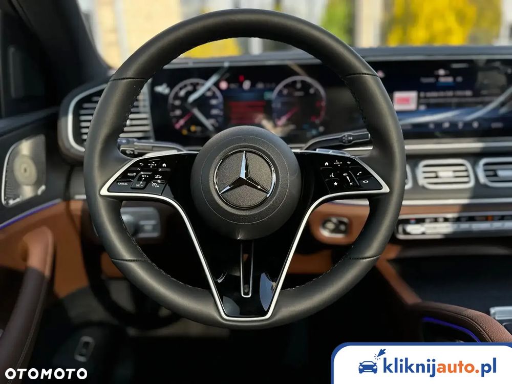 Mercedes-Benz GLE - 10