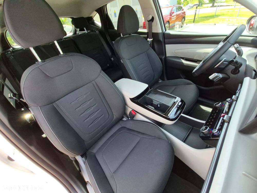Hyundai Tucson 1.6 T-GDi PHEV Smart 2WD - 18