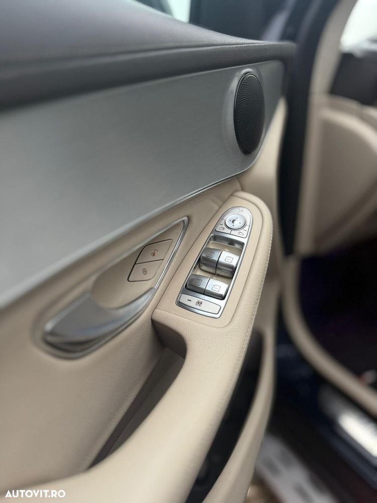 Mercedes-Benz GLC - 22