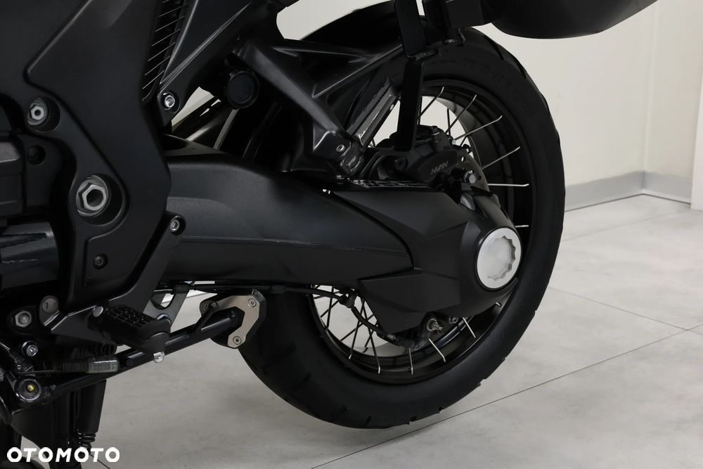 Honda VFR - 38