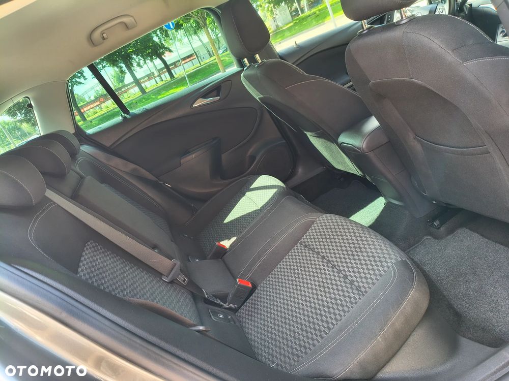 Opel Astra - 14