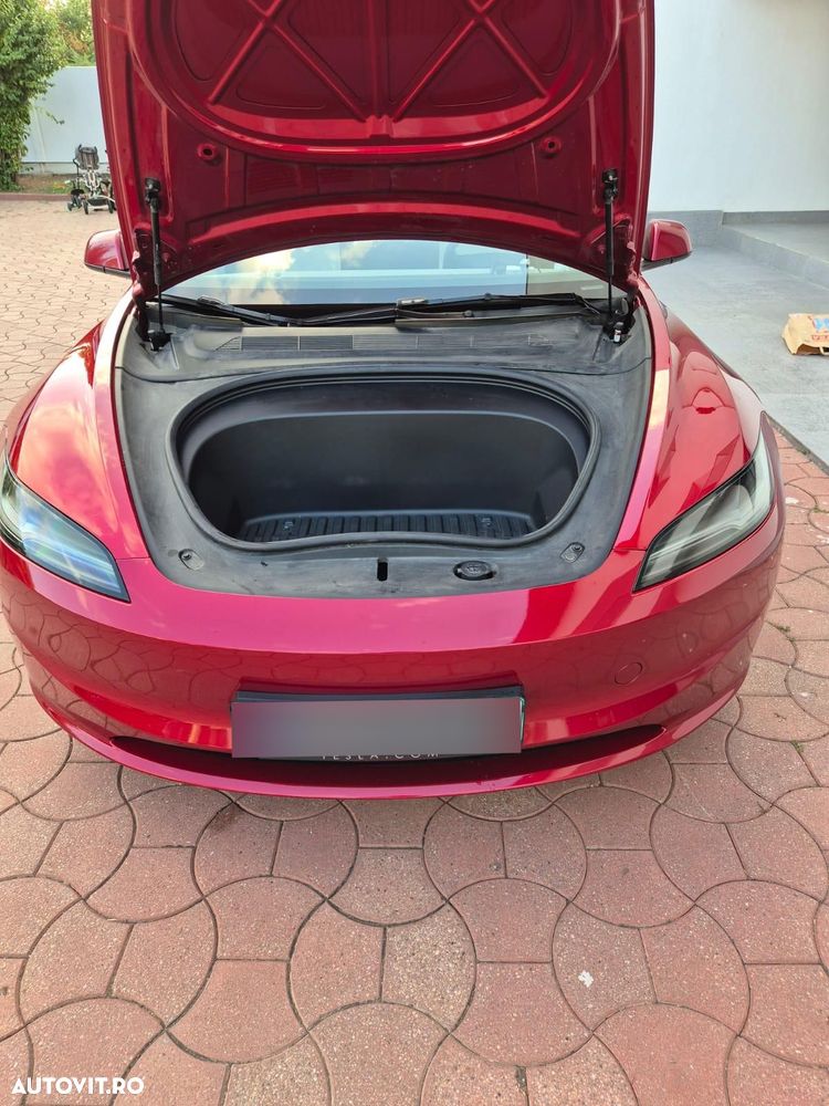 Tesla Model 3 - 2