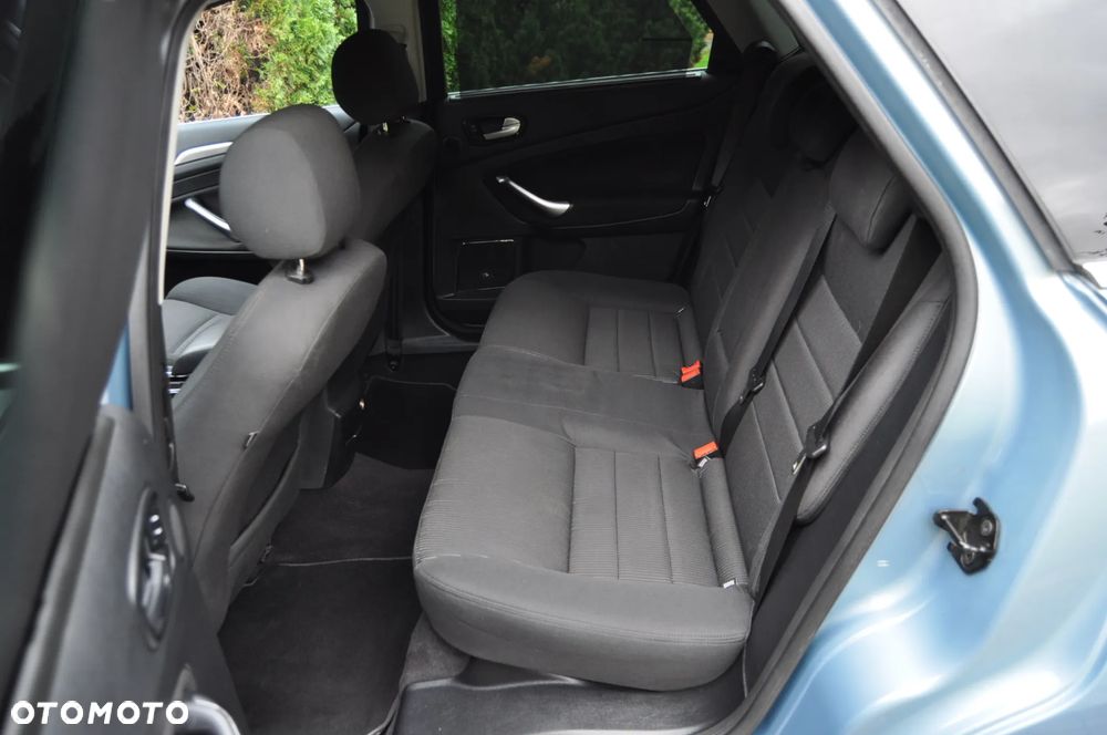 Ford Mondeo 2.0 Titanium - 9