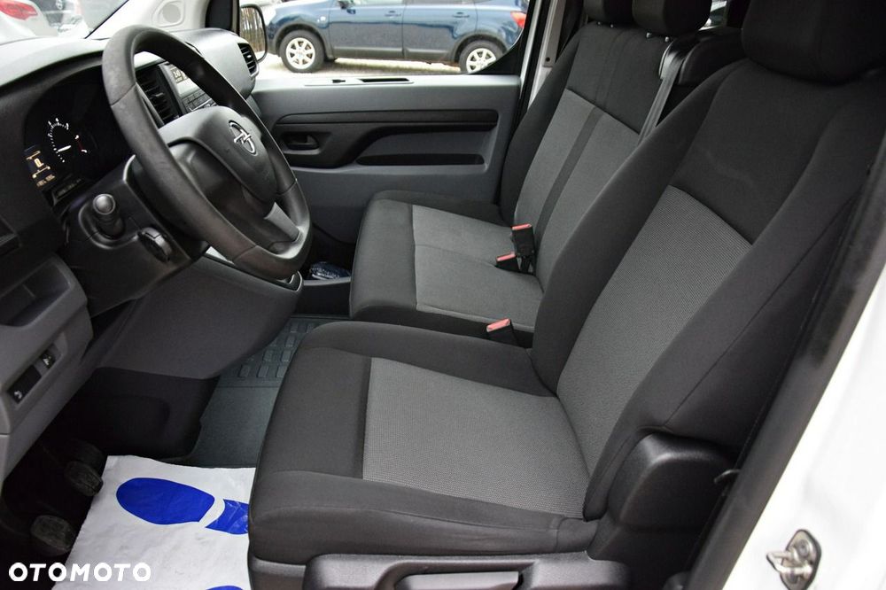Opel Vivaro - 27