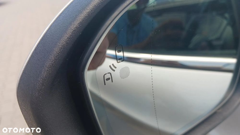 Ford Mondeo 2.0 EcoBlue Titanium - 13