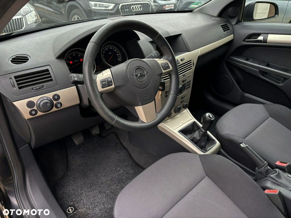 Opel Astra - 14