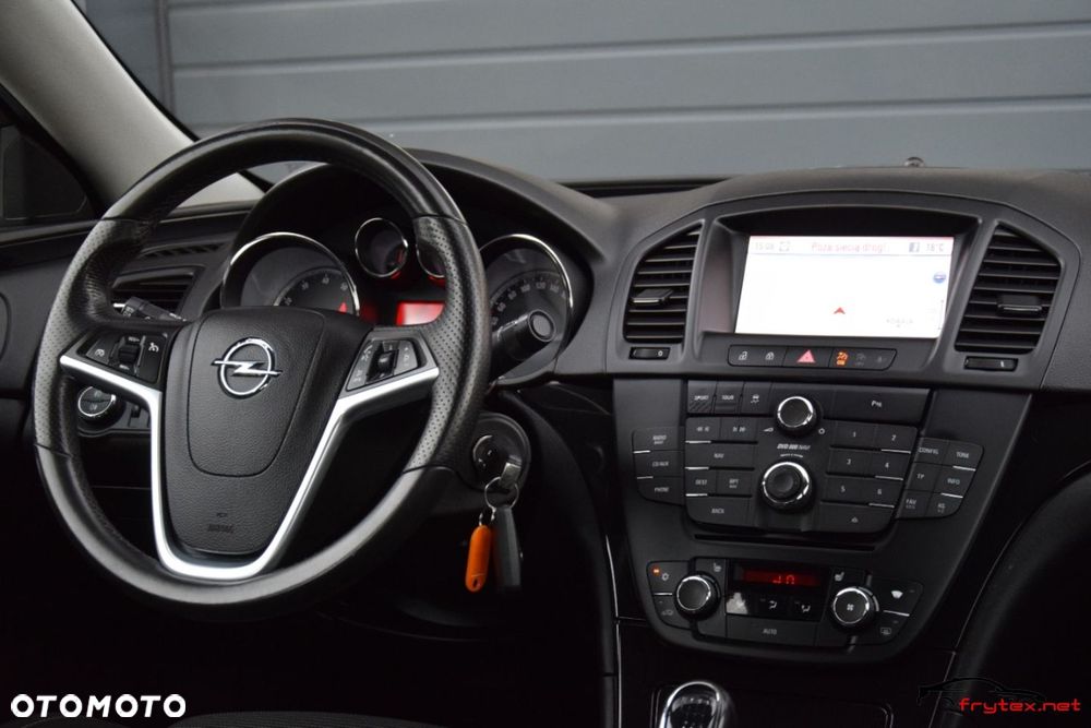 Opel Insignia - 26