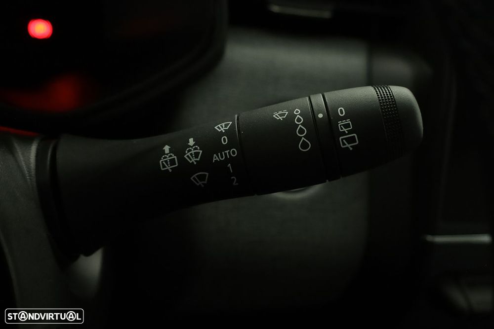 Mitsubishi Colt 1.0 MPI-T Invite - 17