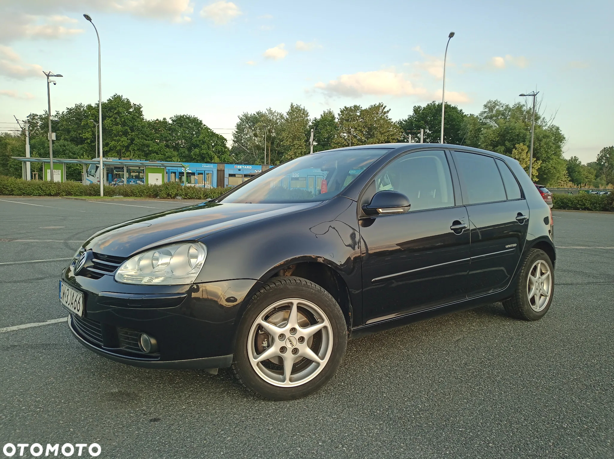Volkswagen Golf - 31