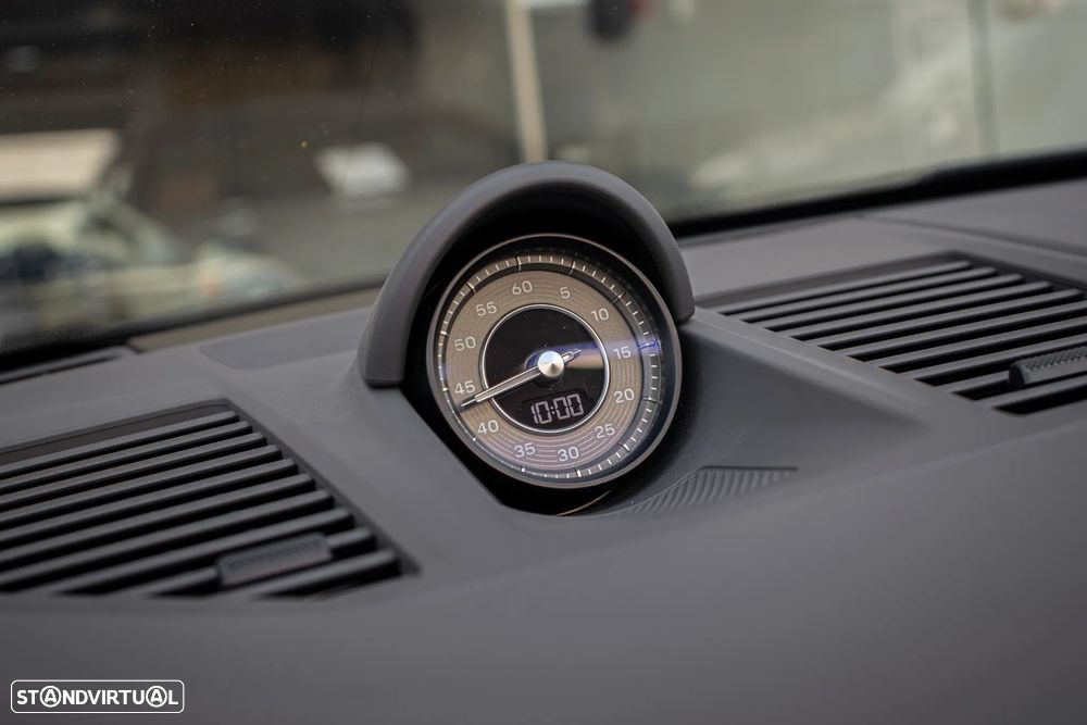Porsche 911 (992) Turbo S PDK - 31