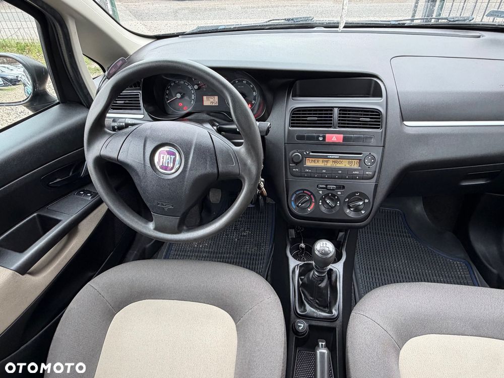 Fiat Linea 1.4 Active - 11