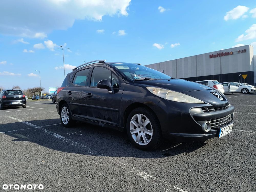 Peugeot 207 - 3