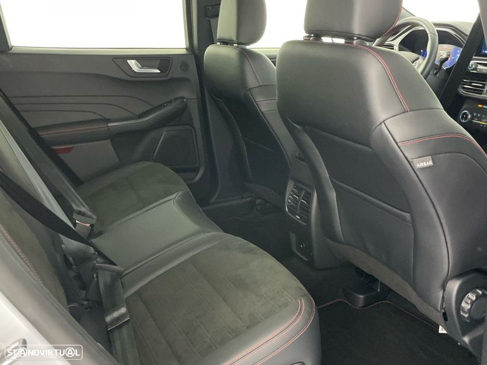 Ford Kuga 2.5 FHEV ST-Line X - 28