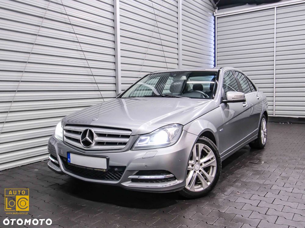 Mercedes-Benz Klasa C 180 CGI BlueEff Avantgarde - 3