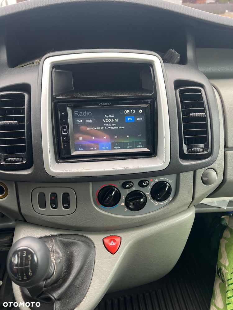 Opel Vivaro L2H1 2.9t - 4