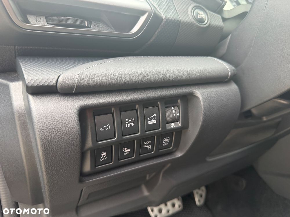 Subaru Forester 2.0i-L Platinum (EyeSight) Lineartronic - 27