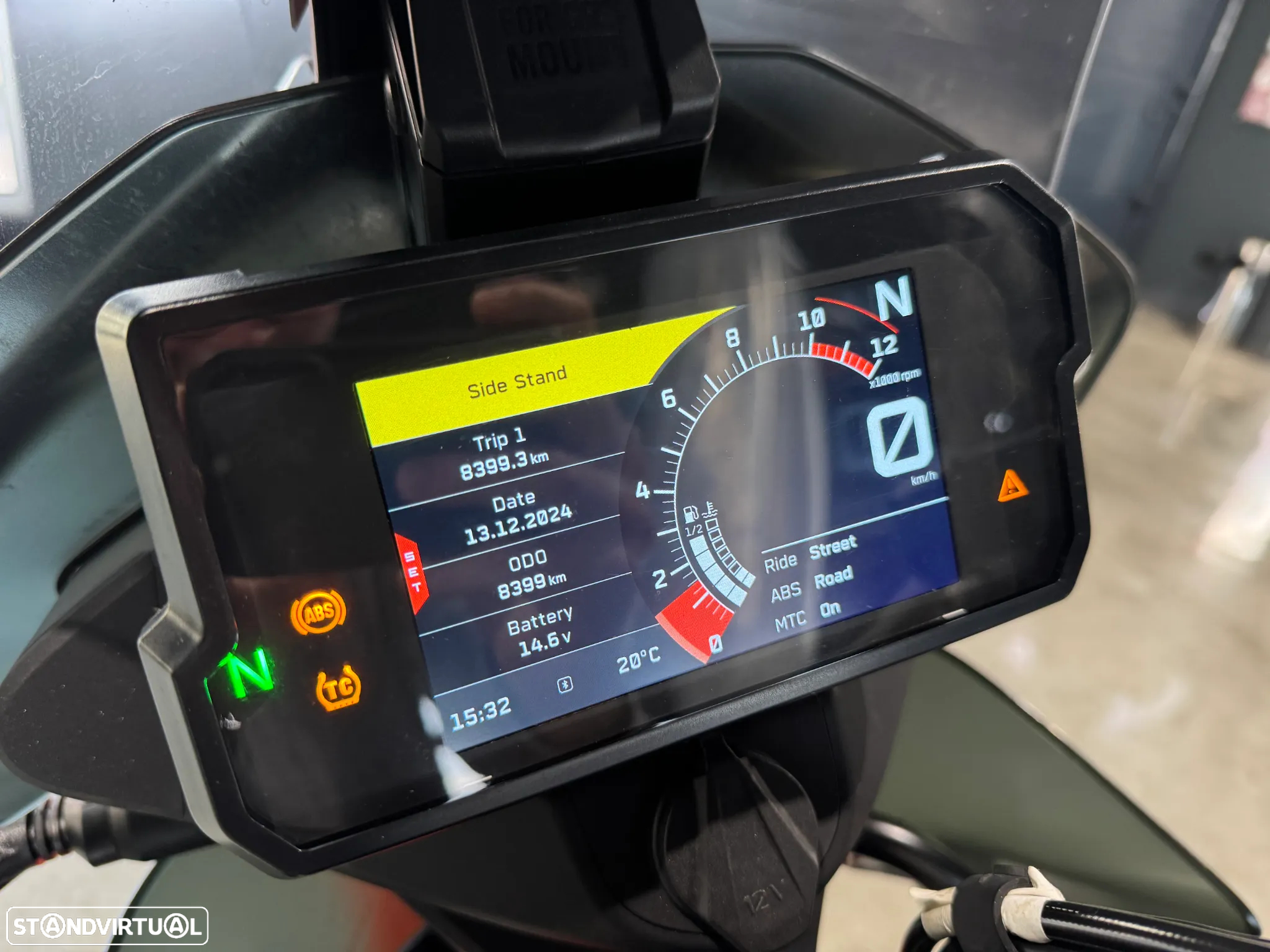 KTM 890 Adventure R - 23