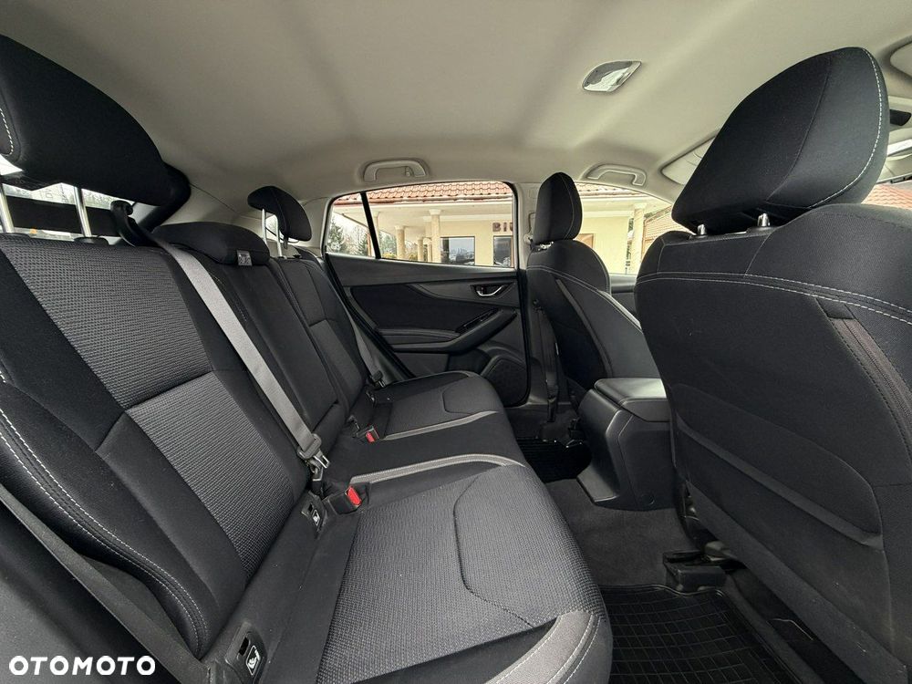 Subaru Impreza 2.0i Exclusive (EyeSight) Lineartronic - 33