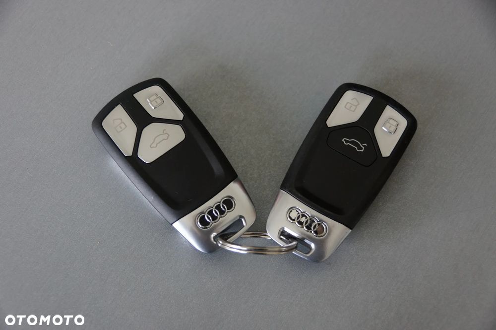 Audi A4 Avant 2.0 TDI clean diesel Quattro - 38