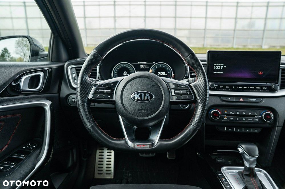 Kia ProCeed 1.6 T-GDI GT DCT - 16