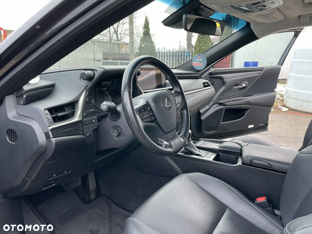 Lexus ES 300h Elegance - 9