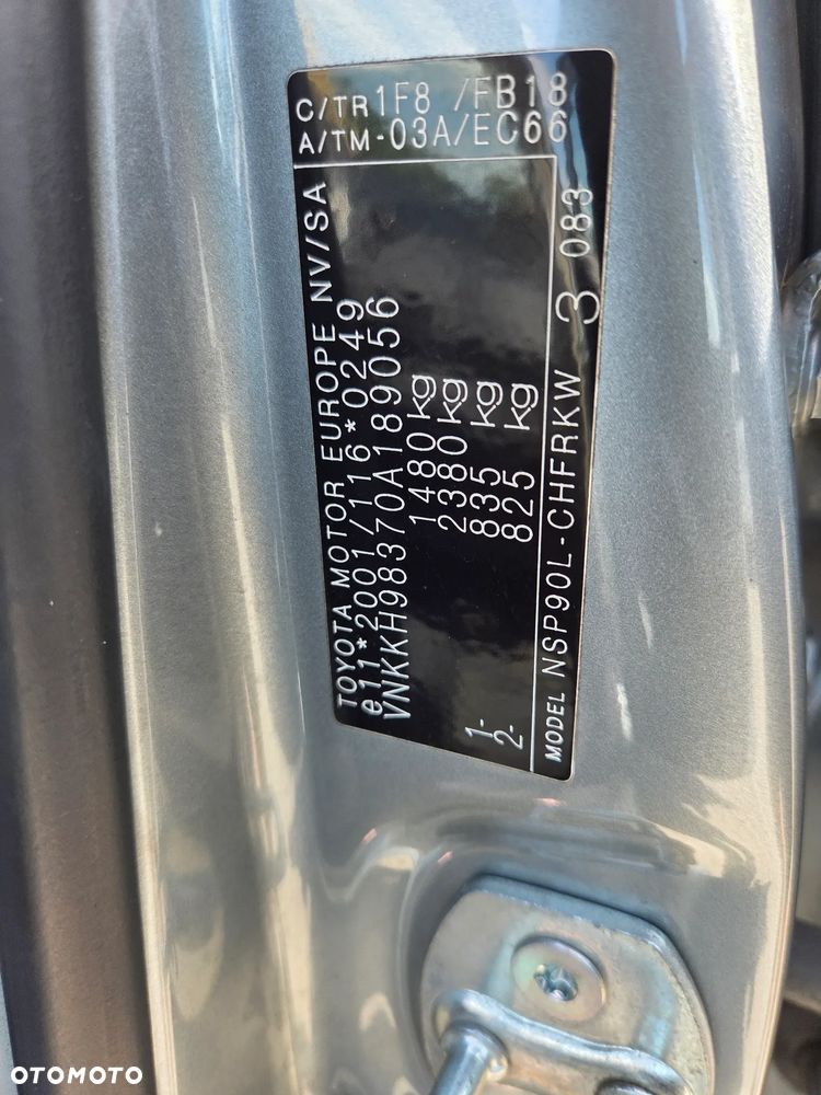 Toyota Yaris - 12