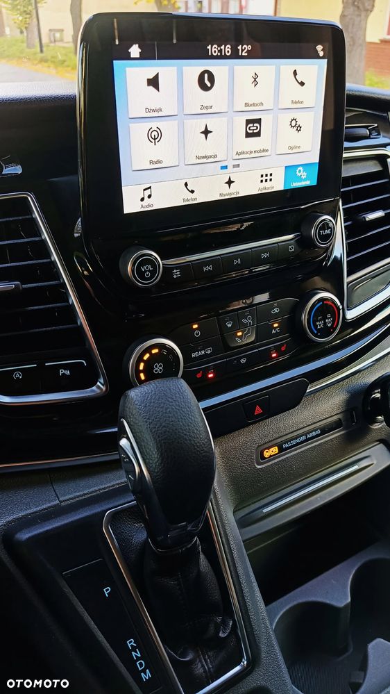 Ford Tourneo Custom - 19