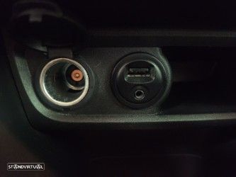 Peugeot 2008 1.2 PureTech Allure - 28