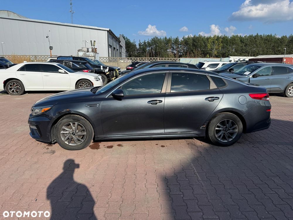 Kia Optima - 6