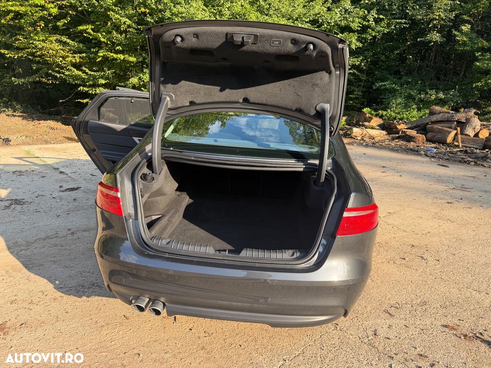 Jaguar XF 20d Aut. Prestige - 18