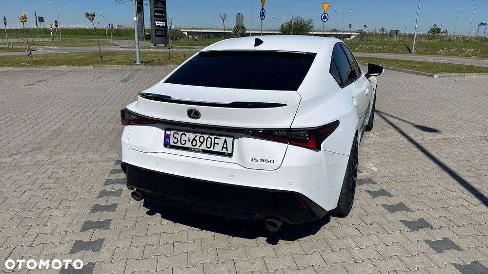 Lexus IS - 8
