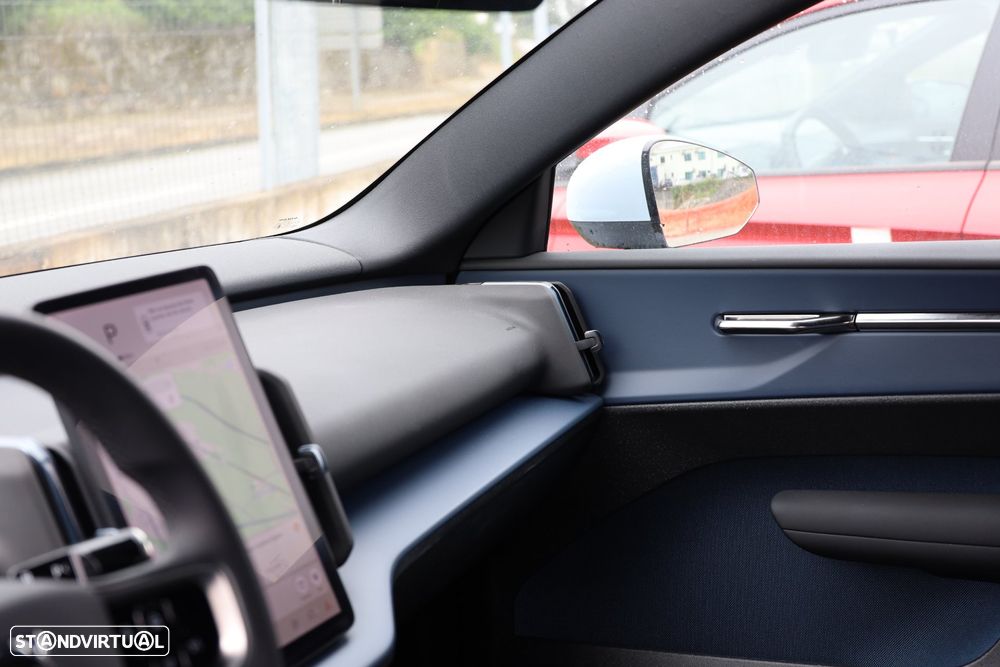 Volvo EX30 69 kWh Single Motor Extended Range Core - 12