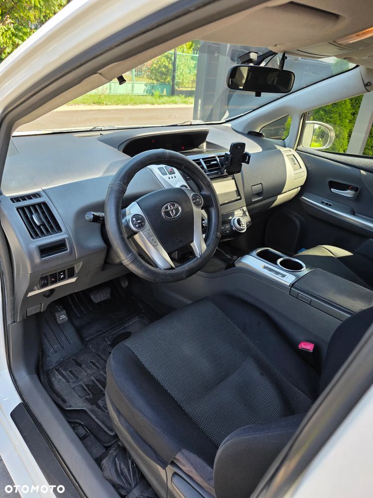 Toyota Prius+ (Hybrid) Comfort - 8