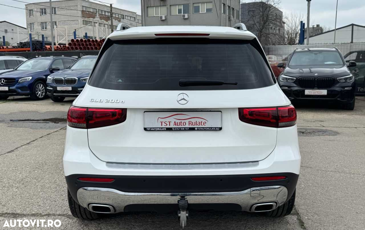 Mercedes-Benz GLB - 7