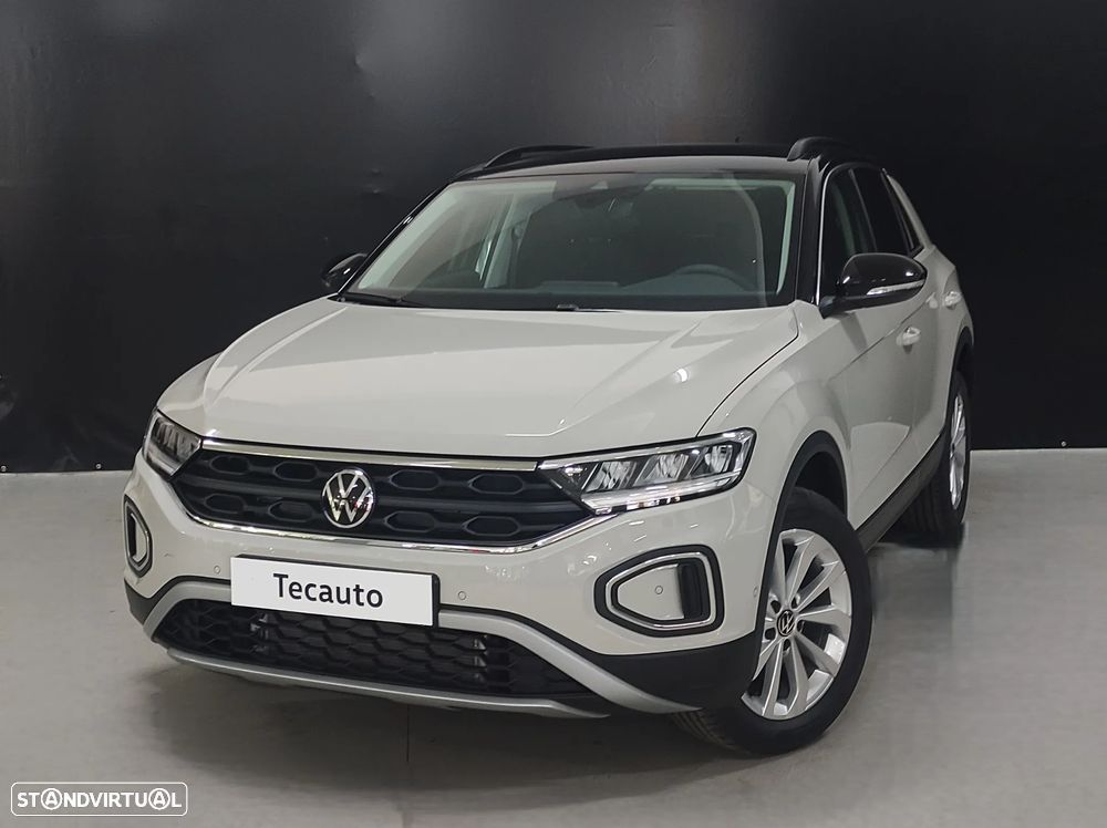 VW T-Roc 1.5 TSI Life DSG - 1
