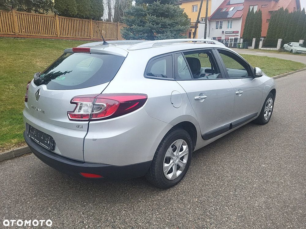 Renault Megane 1.5 dCi Privilege - 8