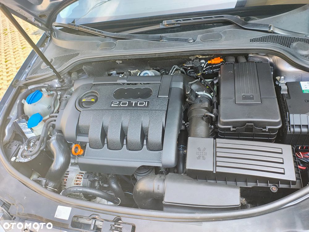 Audi A3 Sportback 2.0 TDI DPF Quattro Ambition - 8