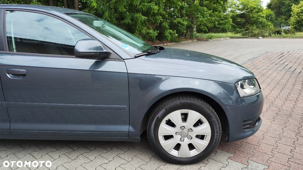 Audi A3 Sportback 1.6 Attraction - 12