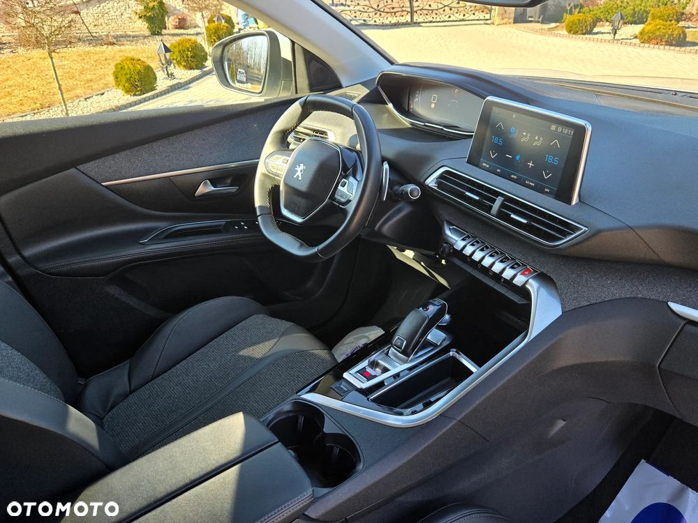 Peugeot 5008 BlueHDi 130 EAT8 Allure Pack - 15