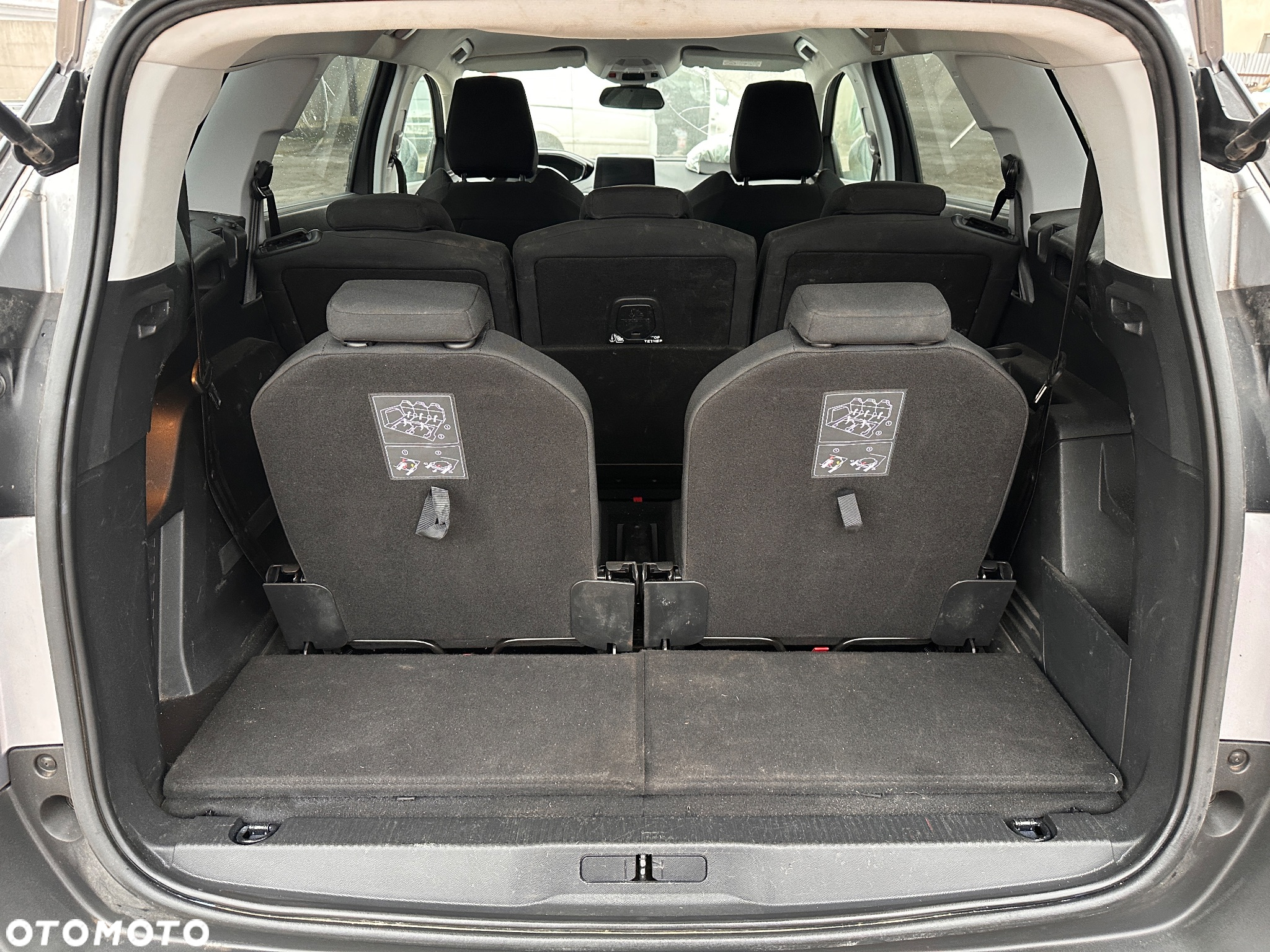 Peugeot 5008 1.5 BlueHDi Active Pack S&S EAT8 - 38