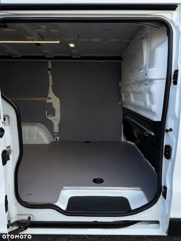 Renault Trafic - 7
