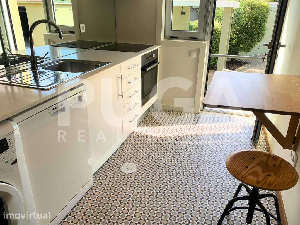 Moradia T2 em Francelos | Renovada e com jardim - Grande imagem: 2/15