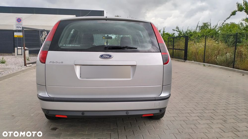 Ford Focus 1.6 Trend - 6