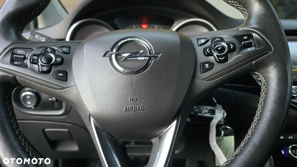 Opel Astra 1.6 Turbo Start/Stop Dynamic - 29