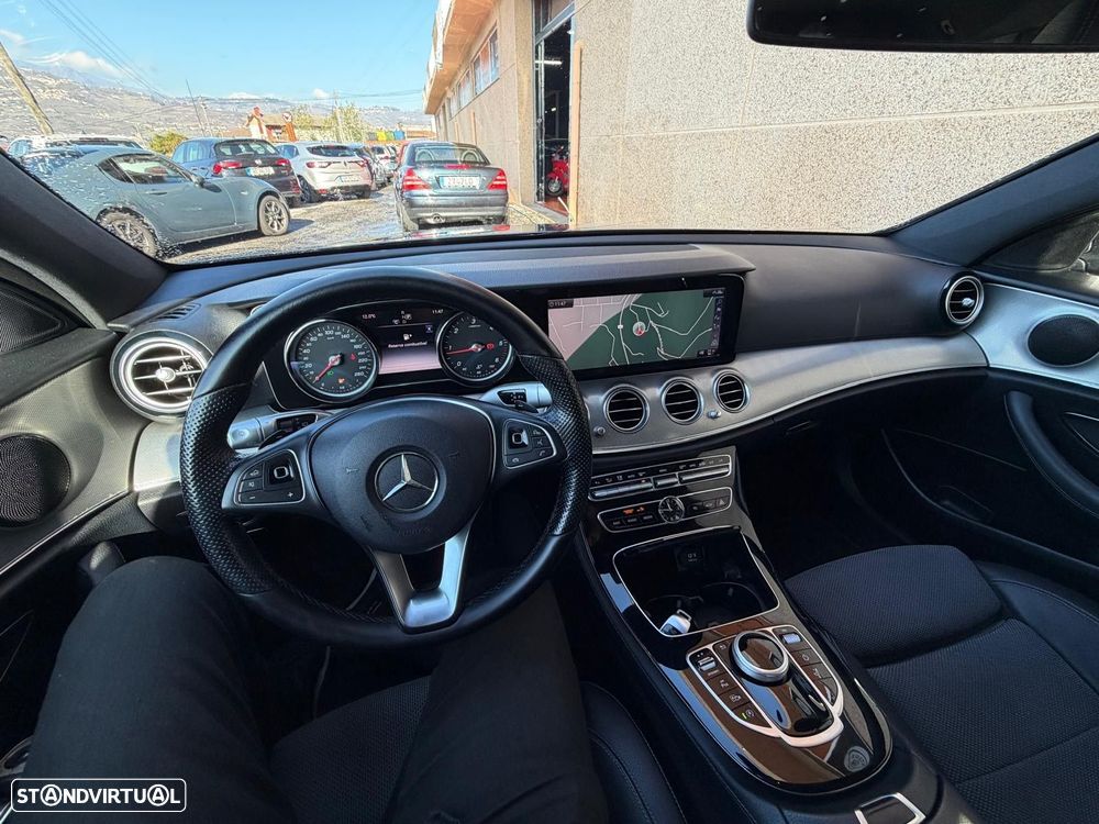 Mercedes-Benz E 220 d Exclusive Line - 2