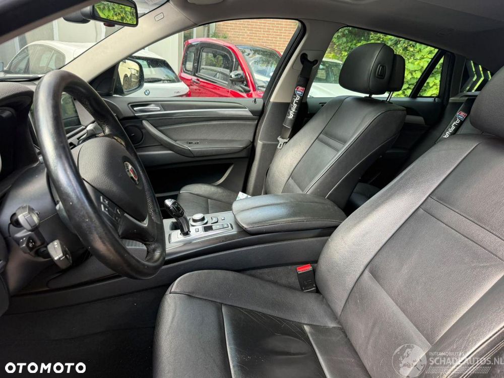 BMW X6 50i xDrive - 15