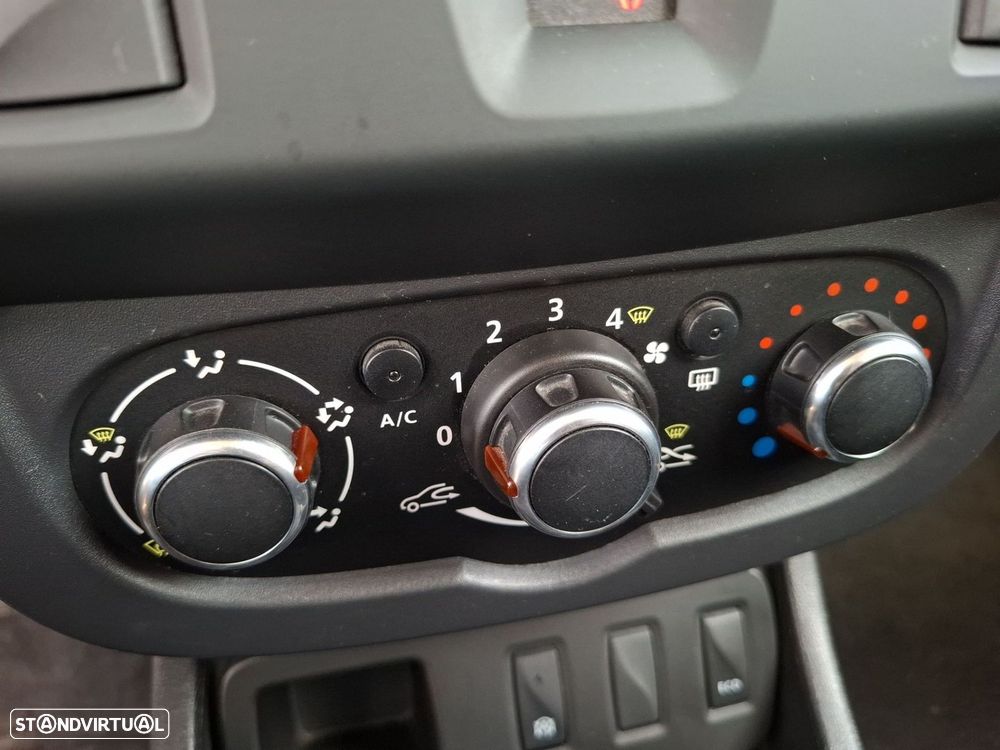 Dacia Duster 1.2 TCe SL Best Choice - 18